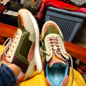Michael Kors Sneakers